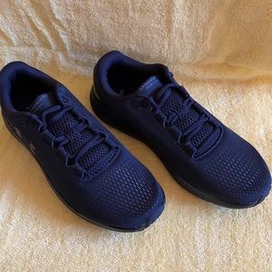 Under armour men’s running shoes size 9